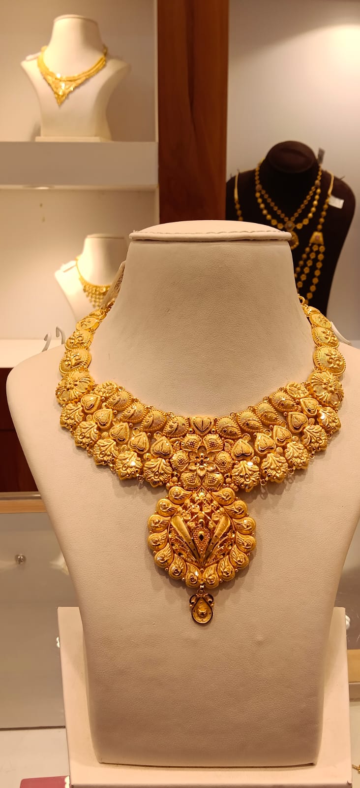Neckles 